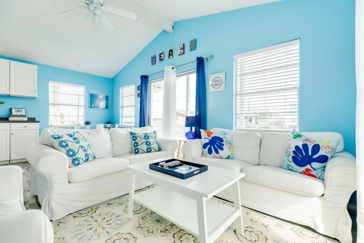 Fun In The Sun! Cozy Beach Pad, Gulf Views And Easy Access To The Sand! Surfside Beach Esterno foto